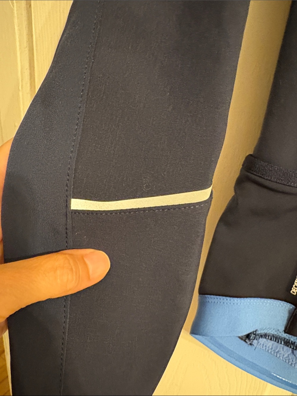 DECATHLON RUNNING/CYCLING JACKET - Picture 4 of 12
